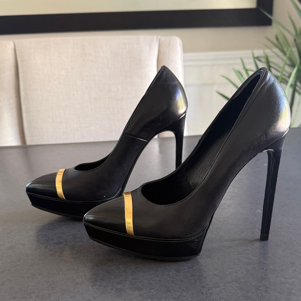 💯 AUTHENTIC Saint Laurent Black Platform Heels with Gold Trim Black Size 38.5 - Picture 7 of 12